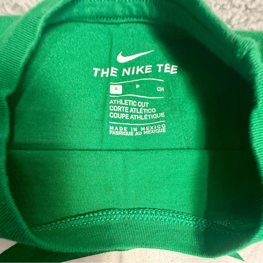 Oregon Ducks Kids 2 Tee Bundle (Football & Basketball) - Picture 5 of 6